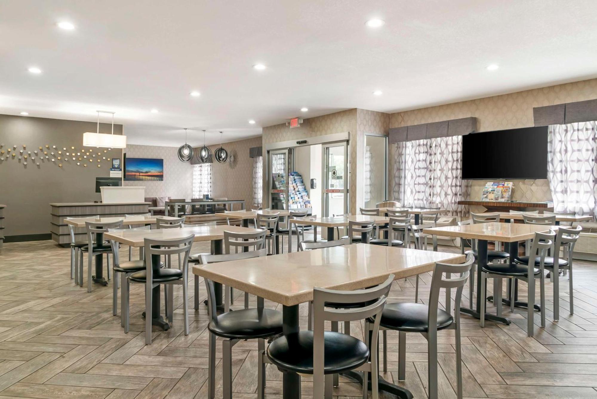Best Western Beacon Inn Grand Haven Exteriör bild